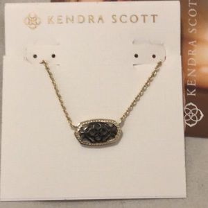 Kendra Scott Jewelry - NWT Kendra Scott
Gold/Gunmetal Filigree Elisa Kendra Scott Jewelry - NWT Kendra Scott
Gold/Gunmetal Filigree Elisa